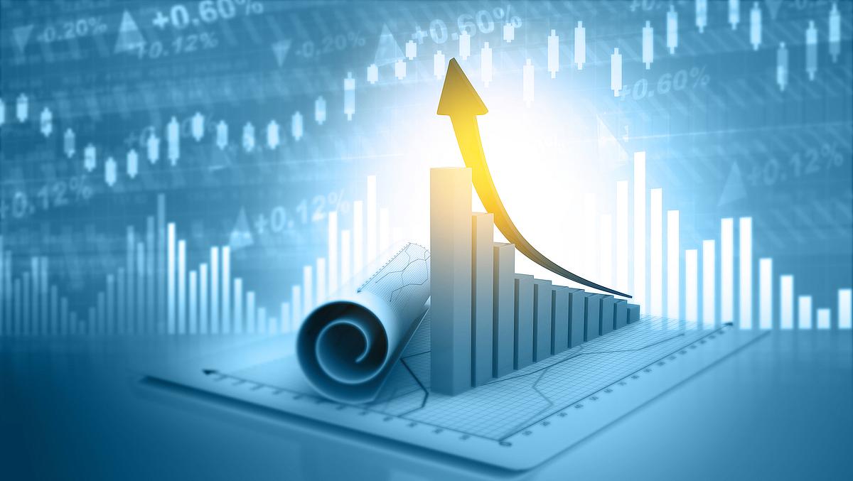 Interpreting Data: Deciphering Economic Trends & Forecasting Success - A Closer Look at the Data and Statistics