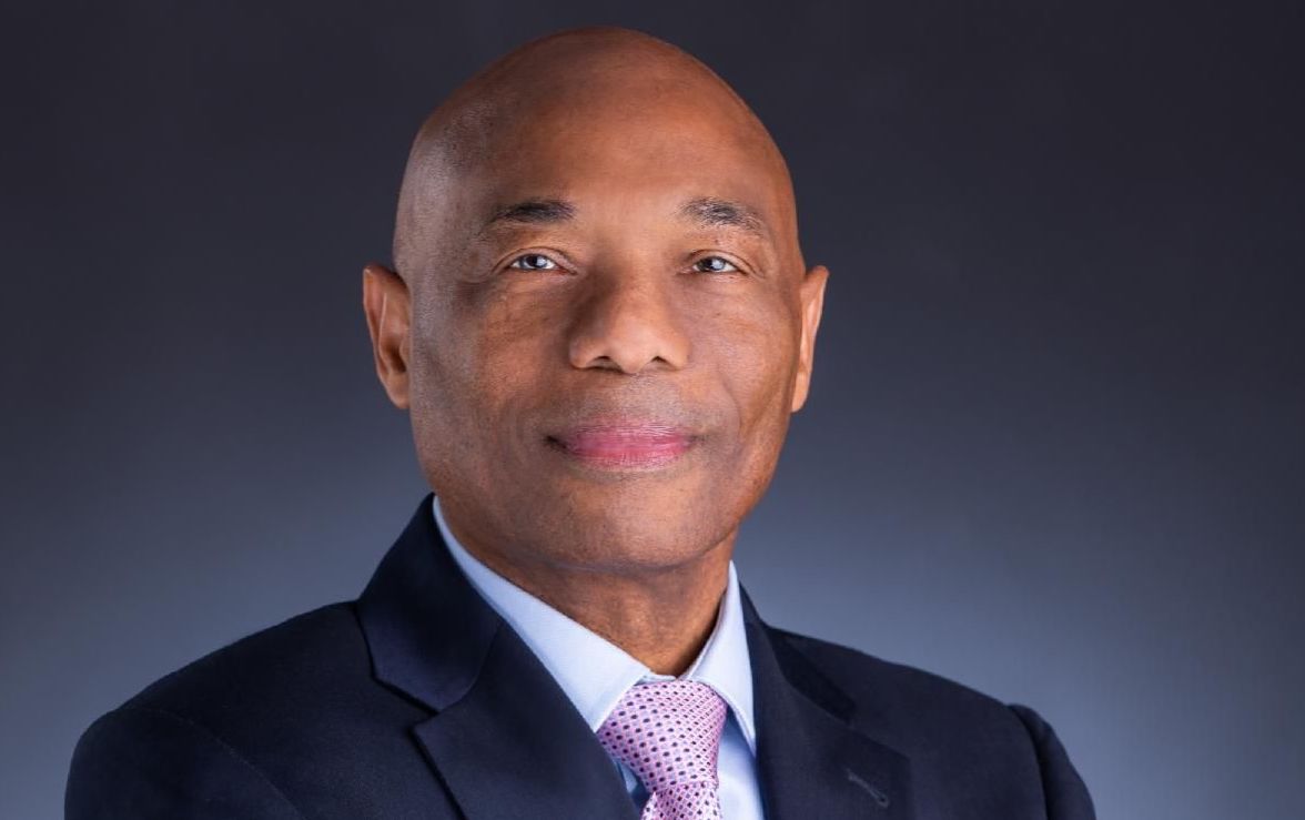 Dr. Gene Leon takes office as CDB President - Vimarsana News