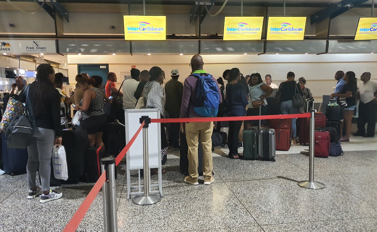 Scores left behind in Barbados as airline cancels flights