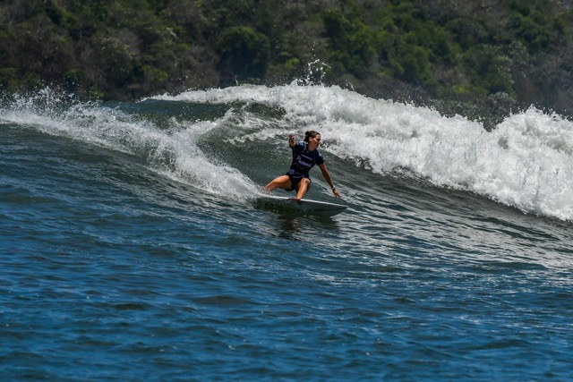 Tuach es el último Bajan en pie en los Juegos Panamericanos de Surf