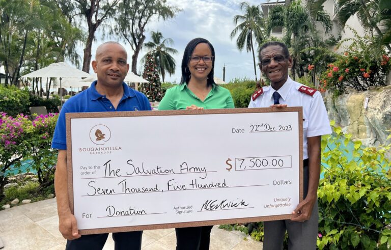 Salvation Army gets $15 000 donation from hotels