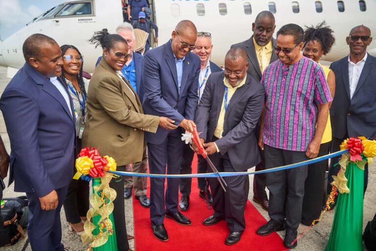 Foreign minister hails new air links to Jamaica, Cuba