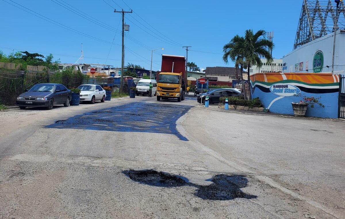 Roadworks Alert: Delays Expected on Harbour View Road Near Harbour Industrial Park, St. Michael - Sept 5, 2024