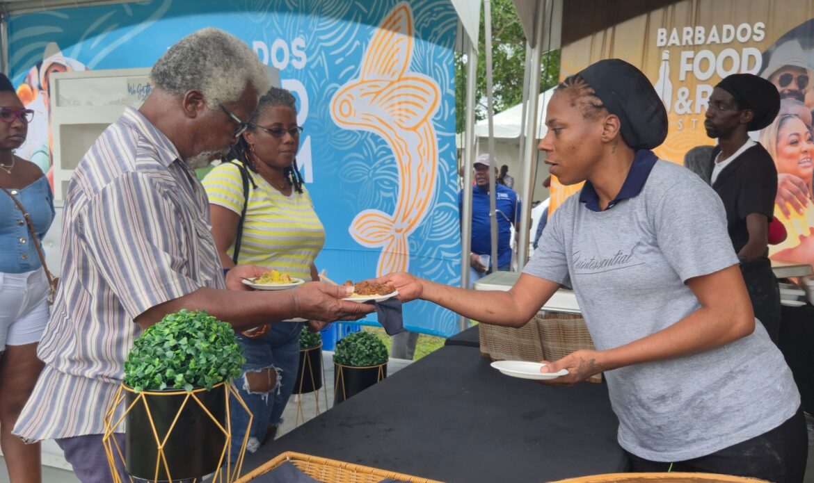 There were long queues for food.