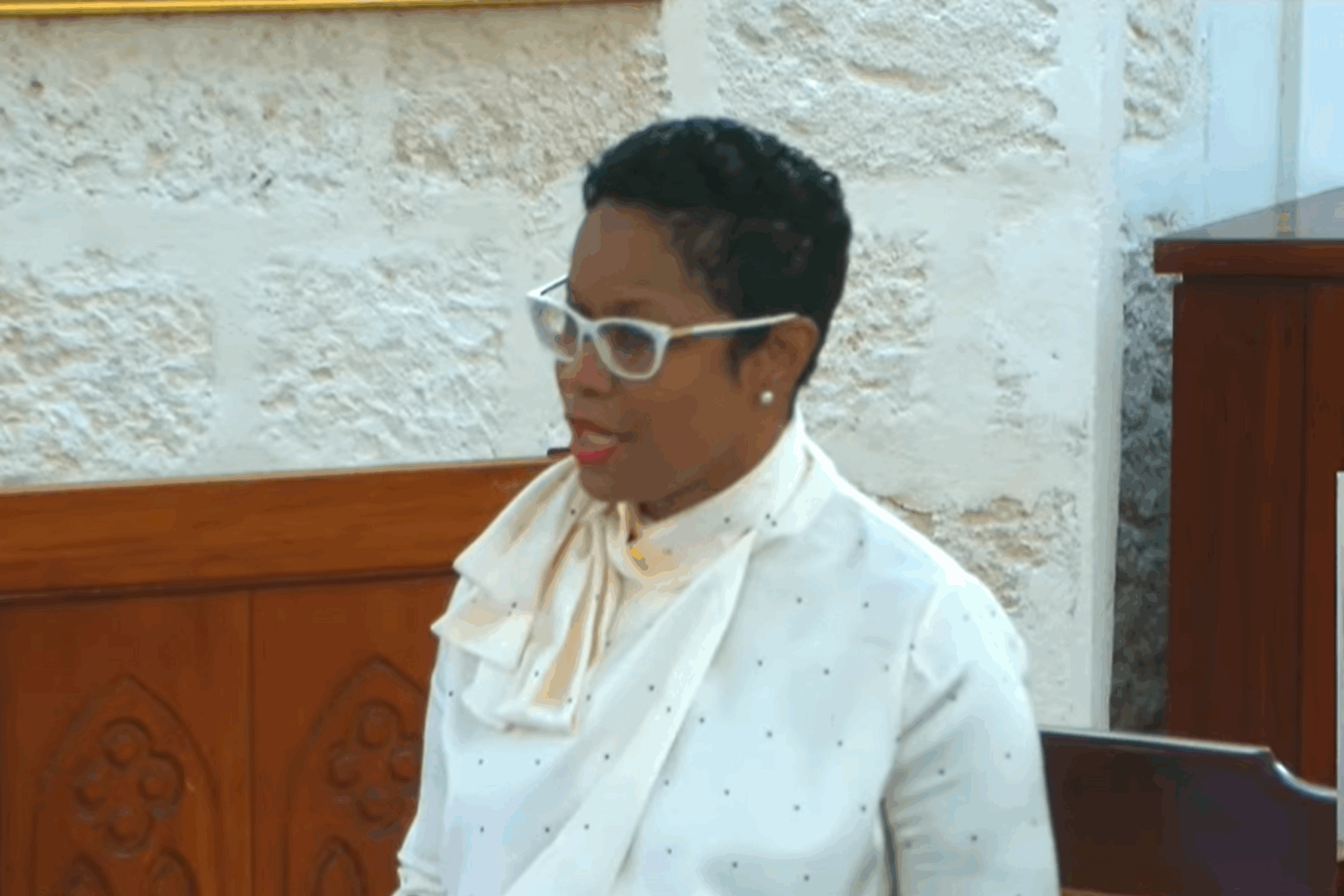 Cummins clarifies free movement rules, stresses professional standards remain intact