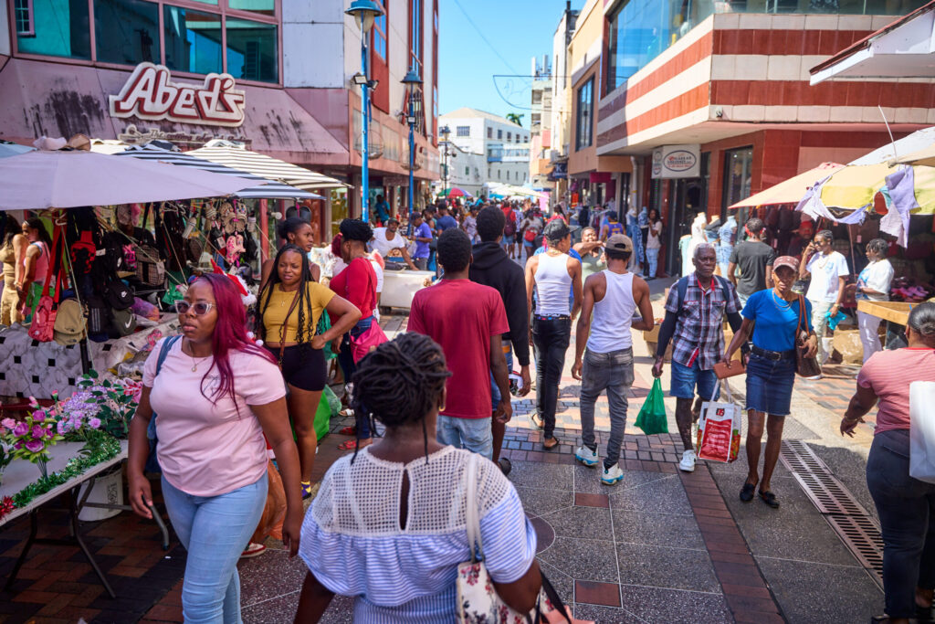 ‘Nick of time’: City retailers see late Christmas shopping surge