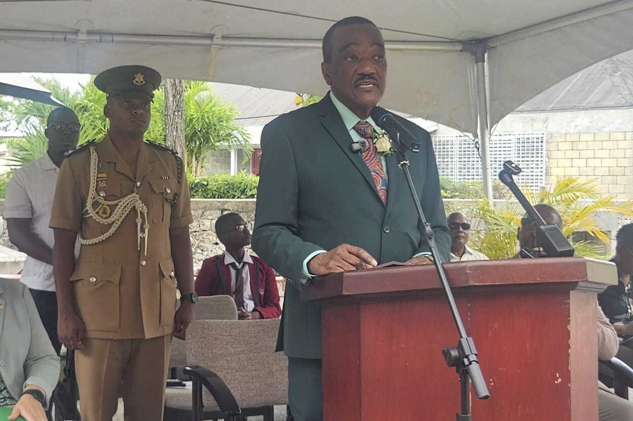 President launches national youth mentorship drive during Graydon Sealy school visit  