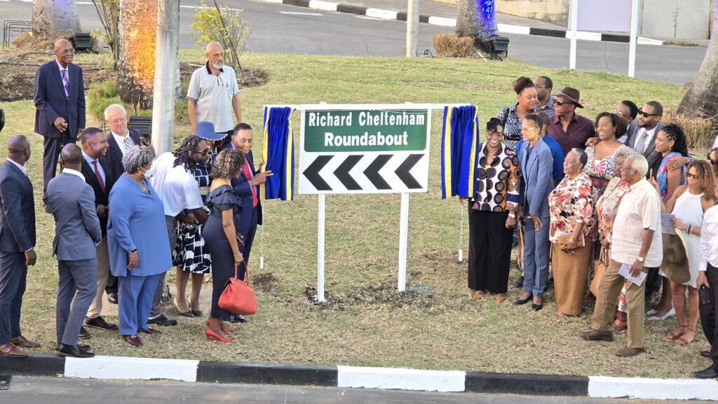 Roundabout named in tribute to veteran lawyer-politician