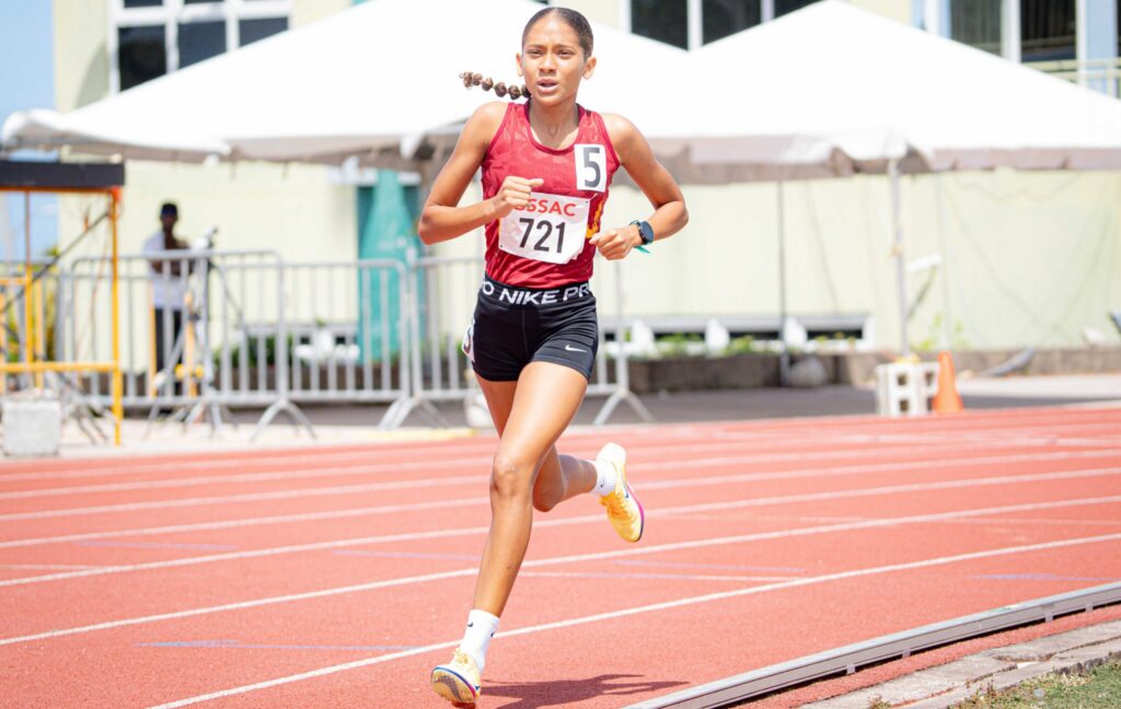 McIntyre, Simmons set track ablaze at BSSAC