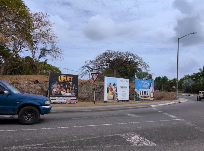 MTW to remove unauthorised billboards on highways