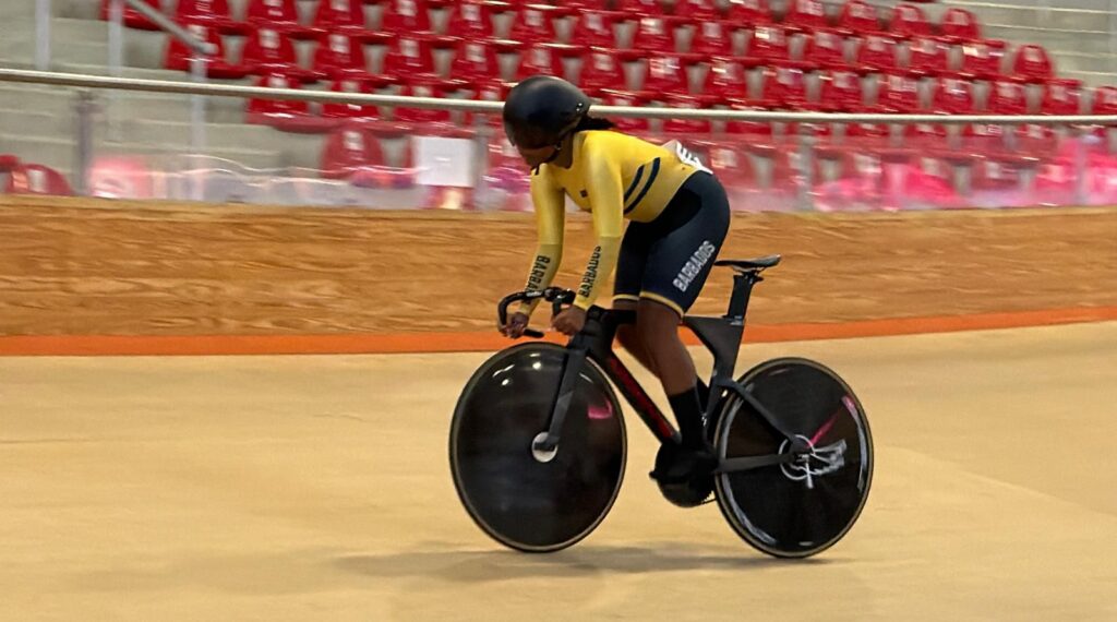 Greaves off to flying start at Cycling Championships