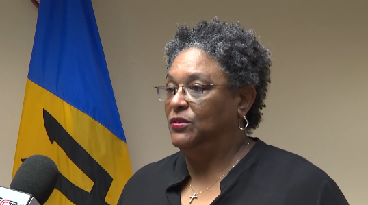 PM urges parenting clubs as part of anti-gang strategy