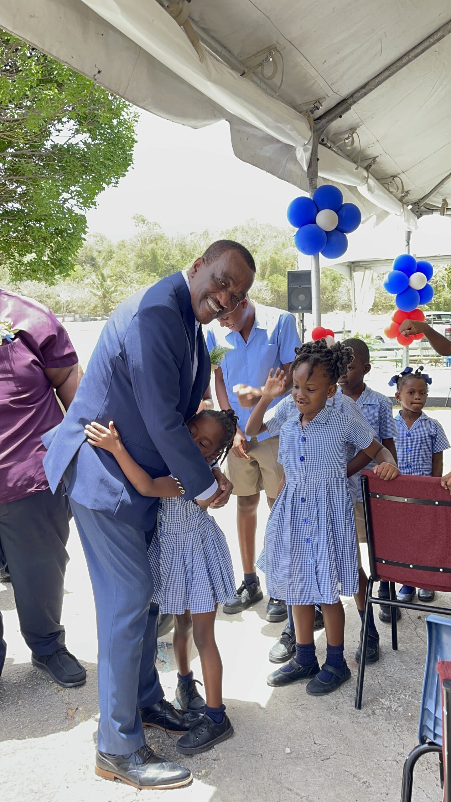 President tells Half Moon Fort students to dream big despite small size