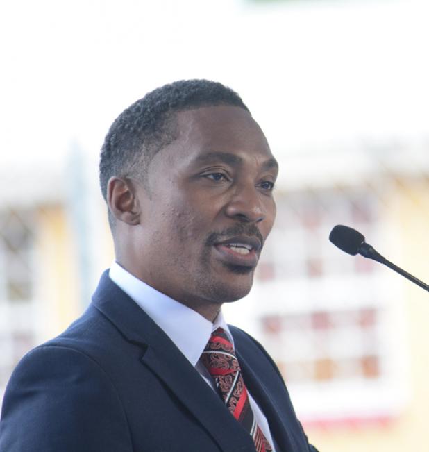 New bill targets illegal drug imports, weak controls