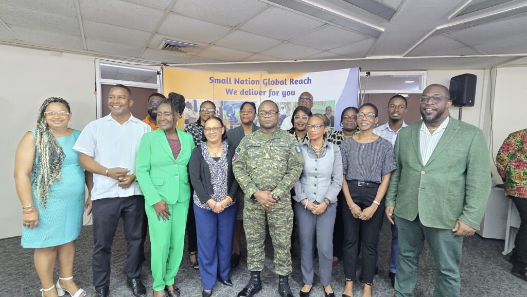 Govt opens doors for 92 young interns
