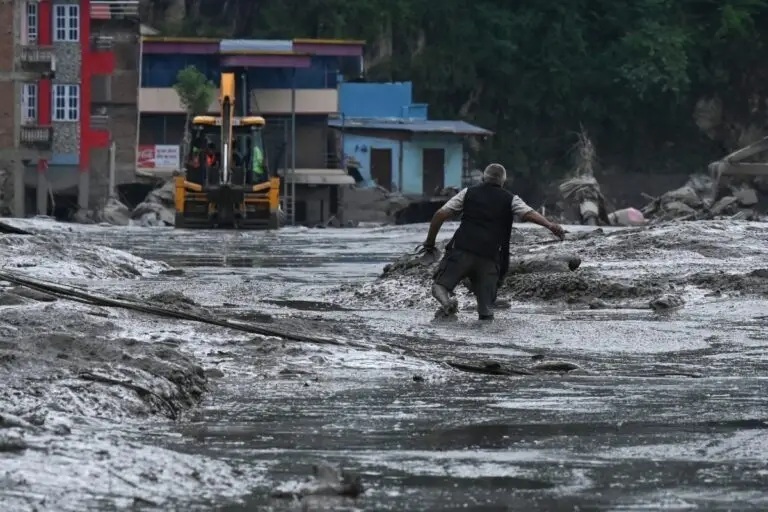 Death toll rises to 362 in Nepal–Tibet floods as 1,400 remain missing