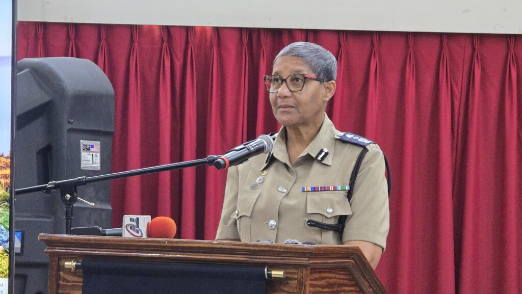 Police communication not optional, says commissioner